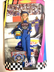 Muñeca Barbie Nascar 1998 50 Aniversario Edición Coleccionista Nueva Stock Antiguo - Imagen 1 de 5