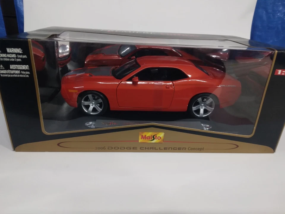 1 18th Scale Die Cast 2006 Dodge Challenger Concept by Maisto