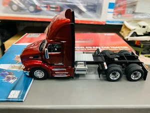Peterbilt Model 579 Day Cab Tractor 1/50 Scale By Diecast Masters DM71068 - Picture 1 of 8