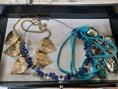 Schmuckkoffer Ketten Anhänger Modeschmuck von LR - Bild 1 von 4