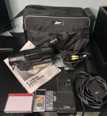 Vintage 90s Canon ES90 Camcorder 8mm Camera, Bag, All Cords, Remote-Tested WORKS - Image 1 of 4