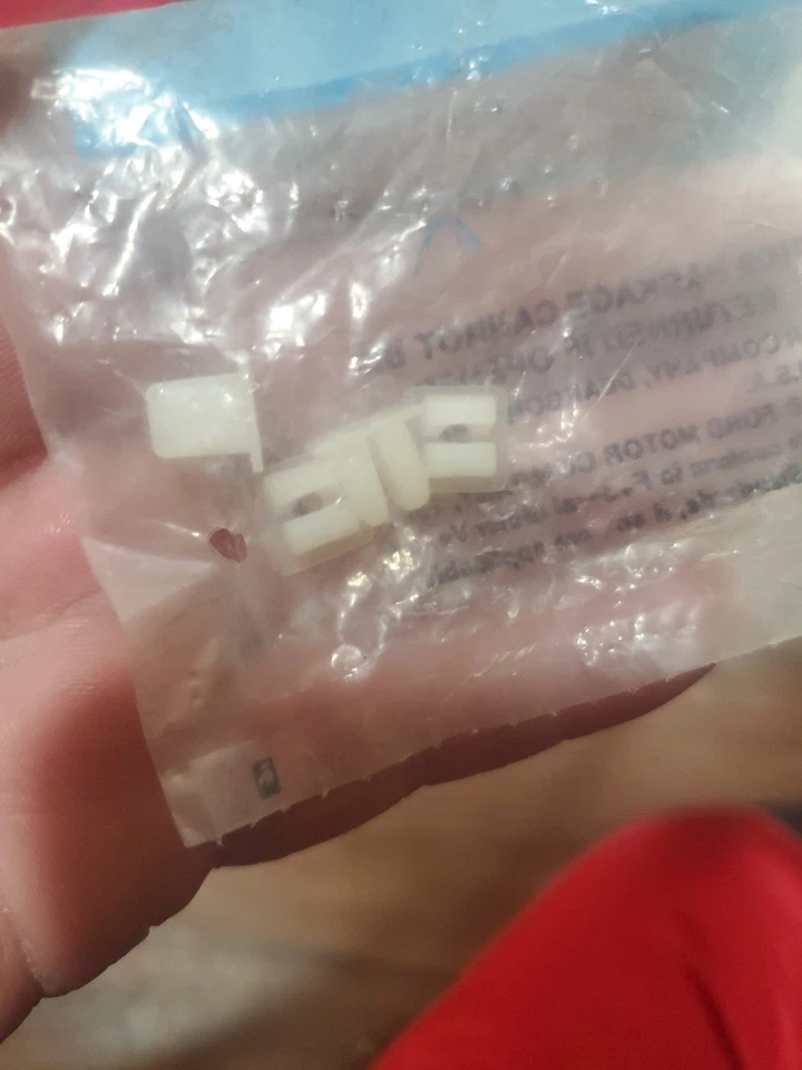 E-350 Super Duty 2008-2025 consola superior tuerca de retención OEM FORD N808539-S X4 Foto 1 de 2