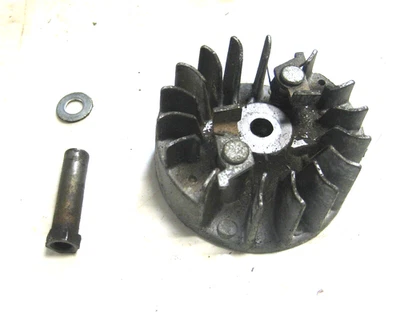 Homelite Trimmer UT20772 Flywheel Rotor Starter Pawl 300952002 - Image 1 of 4