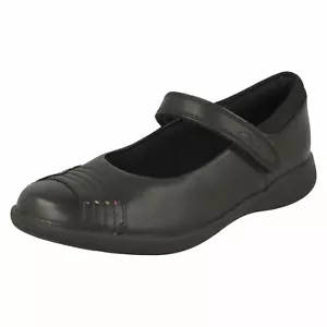 GIRLS ETCH BEAM BLACK LEATHER HOOK & LOOP STRAP FLAT SCHOOL SHOES CLARKS £44.000 - Picture 1 of 13