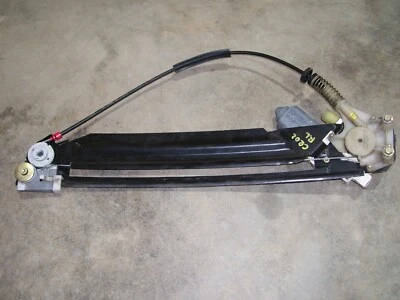 BMW 528i 2000 - Conjunto de riel regulador de ventana trasera izquierda con motor OEM 8252429 Foto 1 de 4