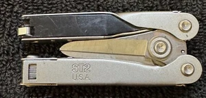 Schrade ST2 Tough Chip USA 10 in One Compact Knife Tool - Picture 1 of 7