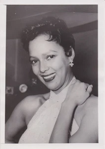 1956 Pressefoto schöne Schauspielerin und Sängerin Dorothy Dandridge - Bild 1 von 2