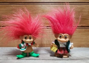 Vintage Russ Holiday Troll Figuren 3" groß Dekor 2 Stück gebraucht sehr guter Zustand  - Bild 1 von 11