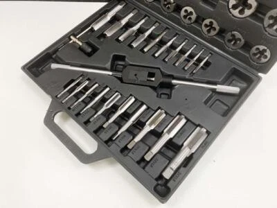 45 Piece Imperial Unf/Unc Tungsten Tap & Die Set - Image 1 of 4
