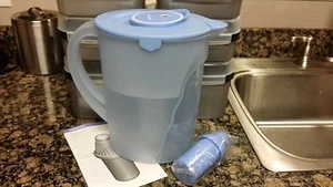Lightly used~TUPPERWARE WATER FILTER PITCHER--ship free - Picture 1 of 1