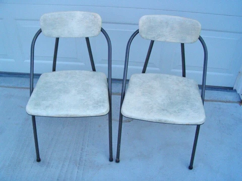 Very Nice Vintage Set of 2 Hamilton Cosco Folding Chairs Model 65 Beige Cover