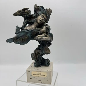 Vintage Liberty Bronze Sammlung Avery Creations Mutter und Kind auf Steinsockel - Bild 1 von 9