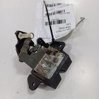 Cierre maletero Hyundai Accent 2017 2016 2015 2014 2013 2012 Foto 1 de 4