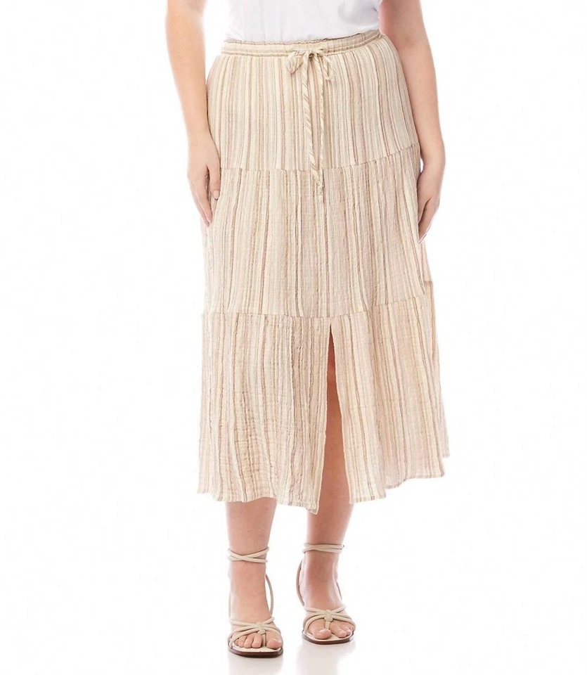 Saia Midi Karen Kane Listras Metálicas Camadas - Plus Creme com Listras Bronzeadas - Imagem 1 de 1