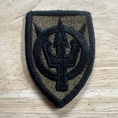 US Army Special Operations Command Patch – USASOC – Trident Spearhead – Olive... - Image 1 of 4