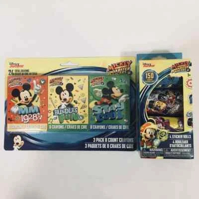Juego de pegatinas y crayones Disney Junior Mickey and the Roadster Racers Foto 1 de 4