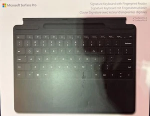 Microsoft Surface Pro Signature Keyboard with Fingerprint Reader - Zdjęcie 1 z 6