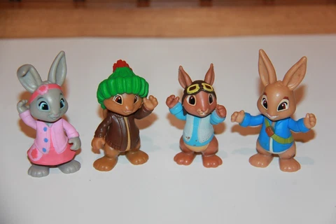 Lot Of 4 Nickelodeon Peter Rabbit Adventure Peter, Lily, Benjamin And Nutkin Cover