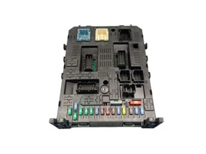 Sicherungskasten für CITROEN C4 GRAND PICASSO I (UA) 1.6 HDI 110 28119759-5 - Bild 1 von 10