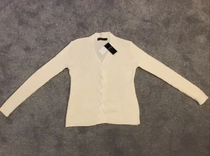 Lauren Ralph Lauren Deep V Neck Cable Jumper Natural In Womans Size M BRAND NEW - Picture 1 of 5
