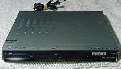 Sanyo DRW-500 DVD Recorder (No Remote) - Image 1 of 4