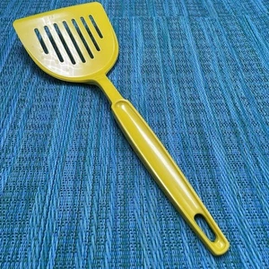 Vintage Ekco Yellow Nylon Plastic Slotted Spatula Flipper USA - Picture 1 of 9
