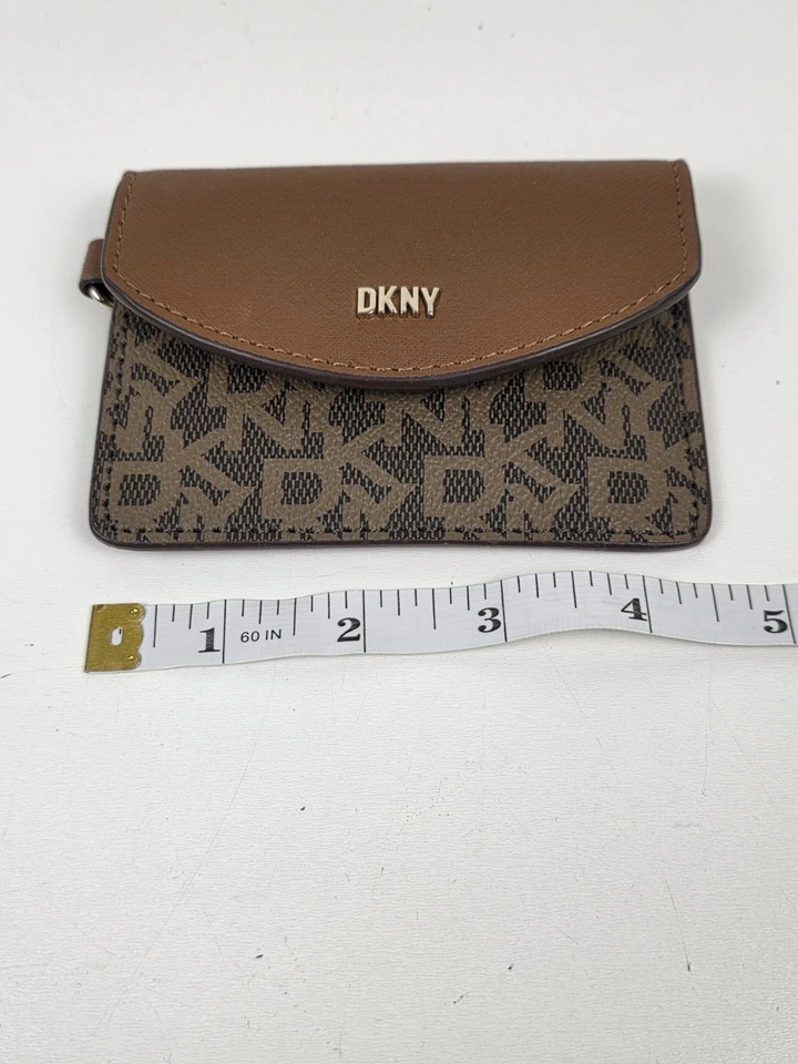 Cartera con solapa Dkny 4,5 Foto 1 de 3