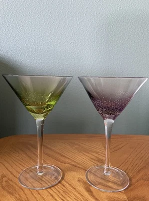 Juego de 2 vasos Artland Martini con burbujas verde + vidrio soplado a mano púrpura Foto 1 de 4