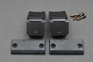 Technics SH-10B4 Dustcover Scharnierhalterung x 2 - Bild 1 von 2