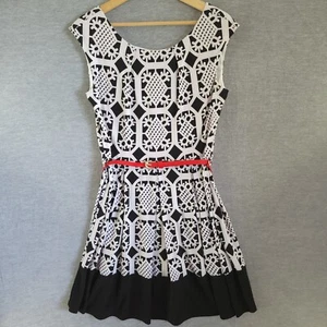 Tiana B Dress Womens 8 Black White Patterned Sleeveless Pleated Belted Fit Flare - Picture 1 of 9