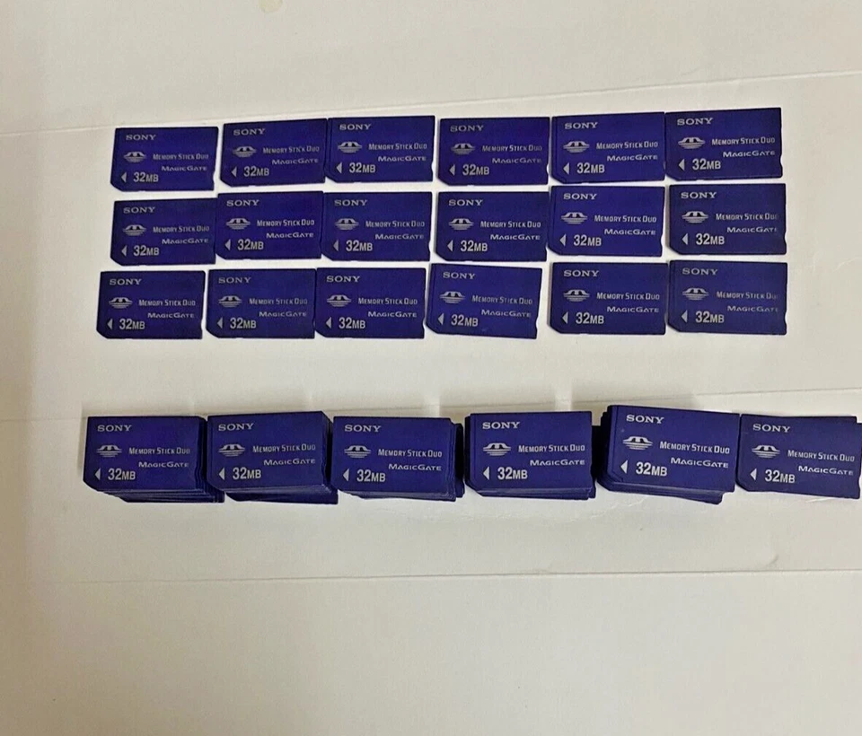 1 pcs Sony 32MB Memory Stick Duo Magicgate Card For Sony Old Camera/PSP/Recorder - Image 1 of 2