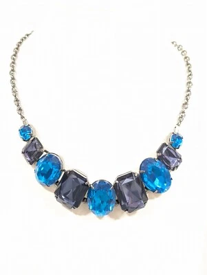 ALDO Azul Estrás Tenis Declaración Collar Ovalado Corte Esmeralda Gris Metálico Foto 1 de 4