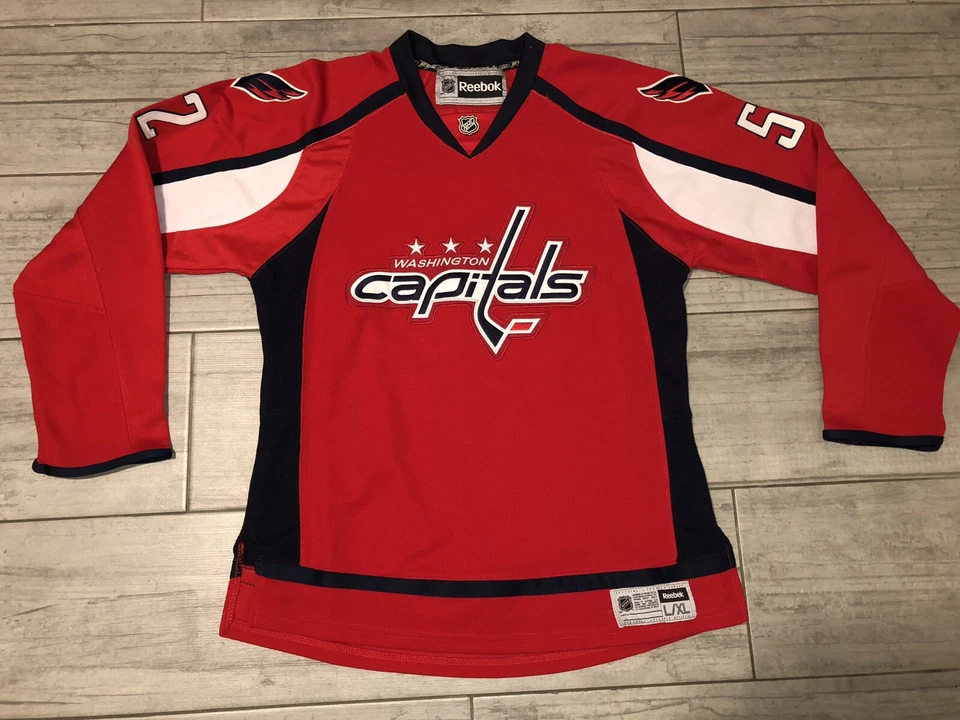 Washington Capitals Mike Green #52 Hockey Reebok Jersey Youth Sz L/XL Used - Image 1 of 4