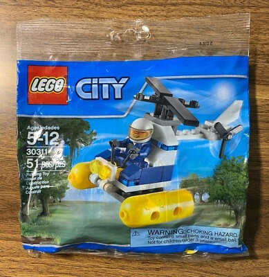 *NEW* Lego CITY 30311 Swamp Police Helicopter Polybag VINTAGE Pilot - Image 1 of 4