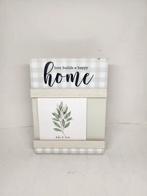 Marco de fotos de madera de 4 x 4 pulgadas para fotos Love Builds a Happy Home  Foto 1 de 2
