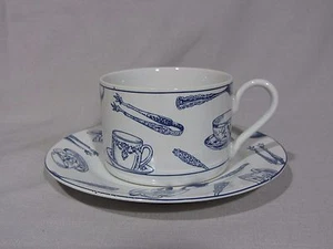 Juego de tazas y platillos ómnibus Fitz & Floyd Habitat Americana "Colony Blue" - Imagen 1 de 2