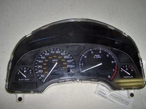 00 01 SATURN S INSTRUMENT CLUSTER SPEEDOMETER US 50K 21025091 TESTED GOOD - Picture 1 of 1