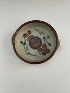 Ciotola in gres con manici marrone e blu design astratto poco profonda 6” firmata - Foto 1 di 7