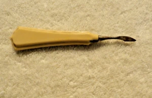 Vintage Dubarry Ivory Pyralin Cuticle Tool - Picture 1 of 6