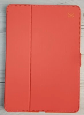 Speck iPad Air (2019) & 10.5 inch iPad Pro Cases NEW - Image 1 of 4