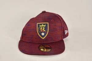 Real Salt Lake On Pitch New Era 59Fifty MLS Fitted Fußballmütze Fußball | 7 1/8 - Bild 1 von 3