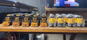 9 HO Athearn Rio Grande/Missouri Pacific SD40T-2’s GP50’s GP38-2’s Weathered - Picture 1 of 12