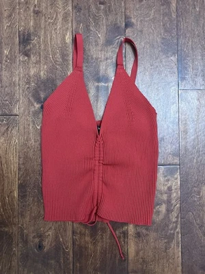 New Look Women's Red Cropped Top Size: Large - Image 1 of 4