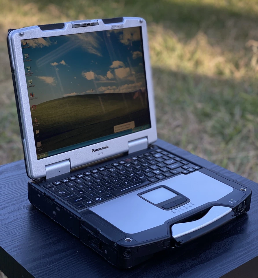 Panasonic Toughbook Resistente Resistente Laptop Oficina Windows XP SP3 320 GB HDD  Foto 1 de 4
