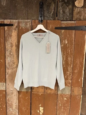 Alan Paine Jumper Pullover Mint Green Pure Wool V-Neck UK Casual Warm 42" New - Image 1 of 4