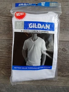 NEW Men's Gildan 3-Pack V-Neck T-Shirts - White - Small, Medium, 2XL - Picture 1 of 4