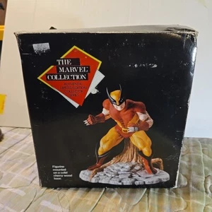 The Marvel Collection Ltd. Edition Wolverine Statue with Cherry Wood Base (1989) - Picture 1 of 21