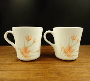 2 Corelle Pfirsich Blumen Tassen - Bild 1 von 6