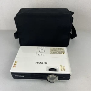 Ricoh PJ X3241N Projector USB VGA HDMI SEE NOTES - Afbeelding 1 van 7