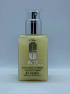 Clinique Dramatically Different Moisturizing Gel with Pump - 4.2oz tester - Picture 1 of 3